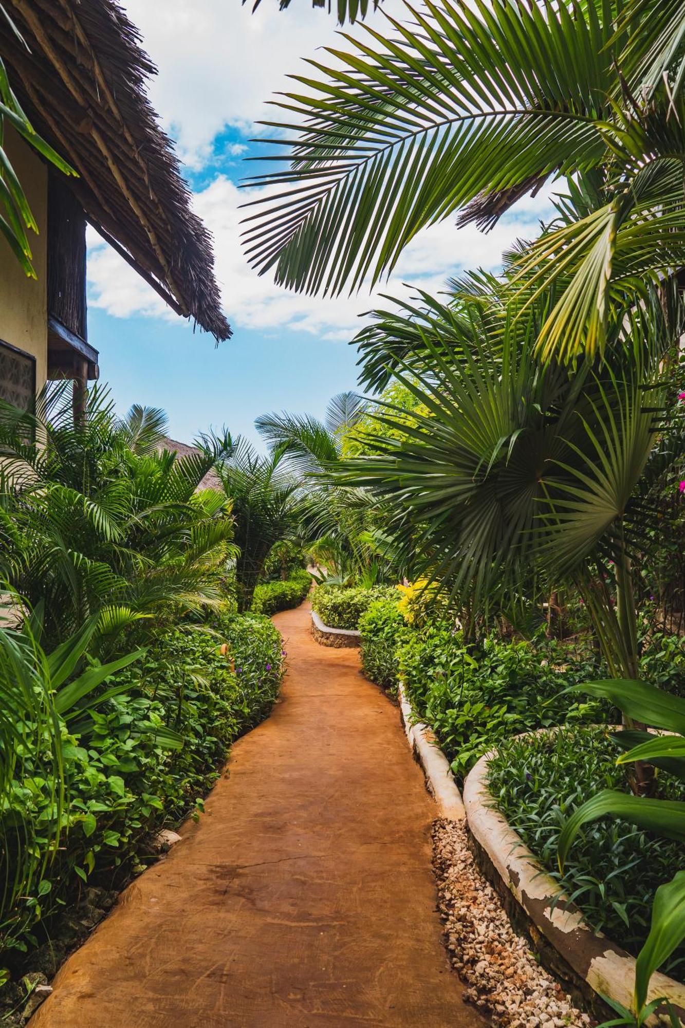 Sunshine Bay Hotel Zanzibar Matemwe  Exterior photo