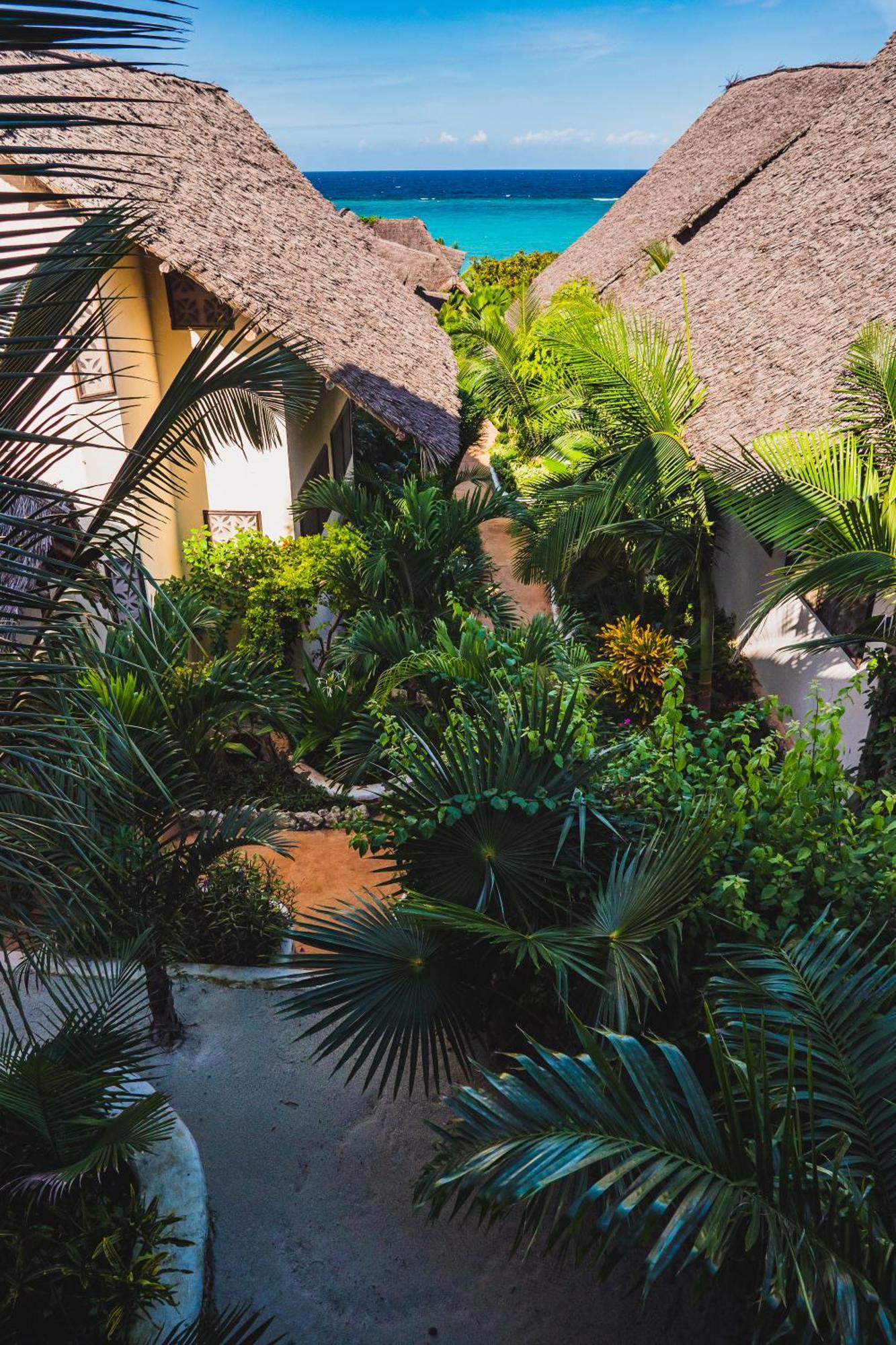 Sunshine Bay Hotel Zanzibar Matemwe  Exterior photo